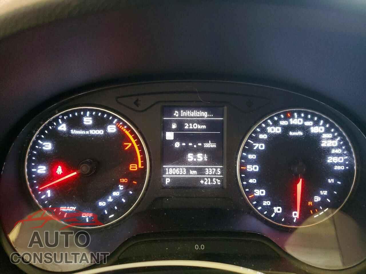 AUDI A3 2016 - WAUA7GFF5G1004759