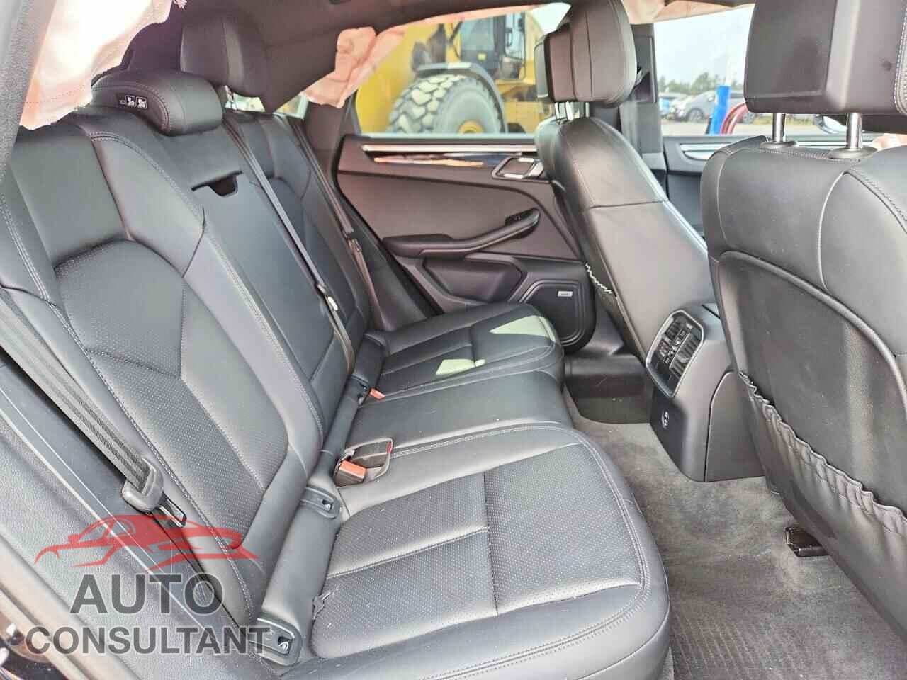 PORSCHE MACAN 2021 - WP1AA2A59MLB06702