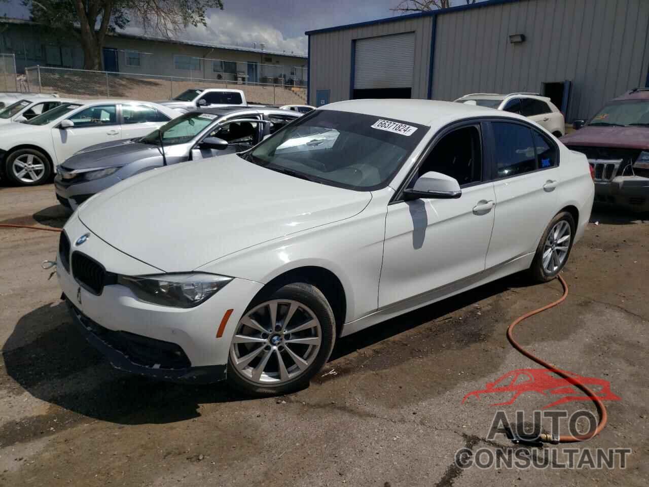 BMW 3 SERIES 2017 - WBA8E1G39HNU18563