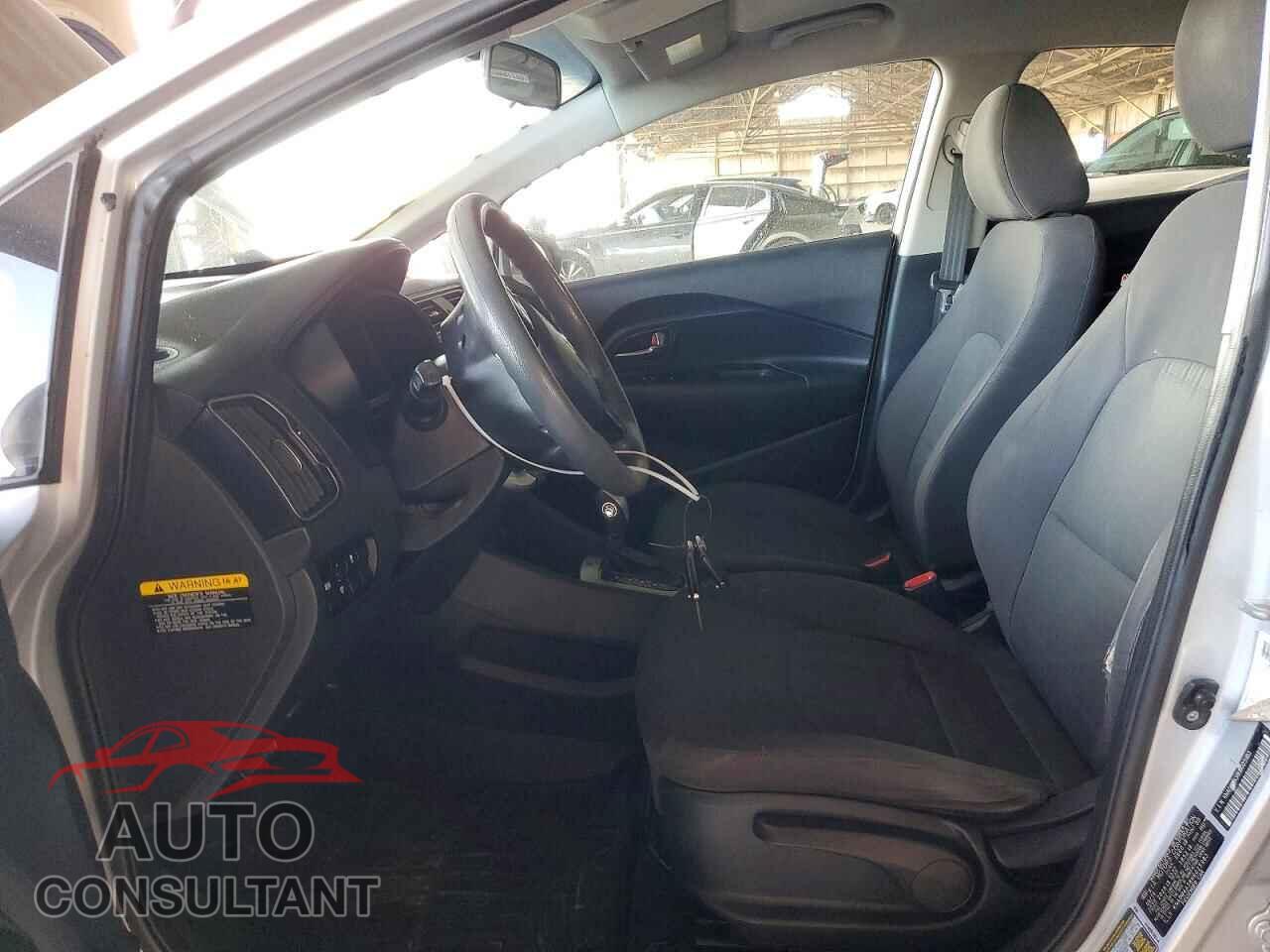 KIA RIO 2017 - KNADM4A38H6025983