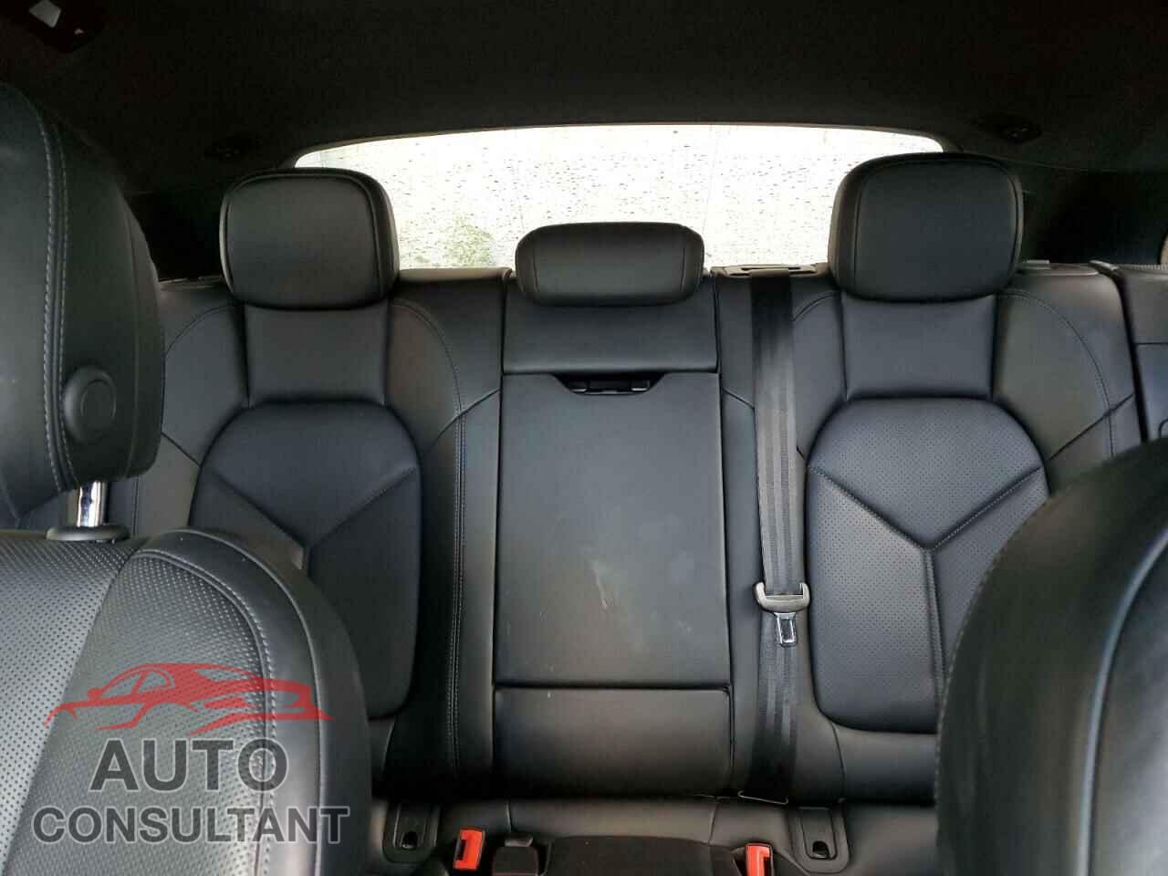 PORSCHE MACAN 2018 - WP1AA2A59JLB13841