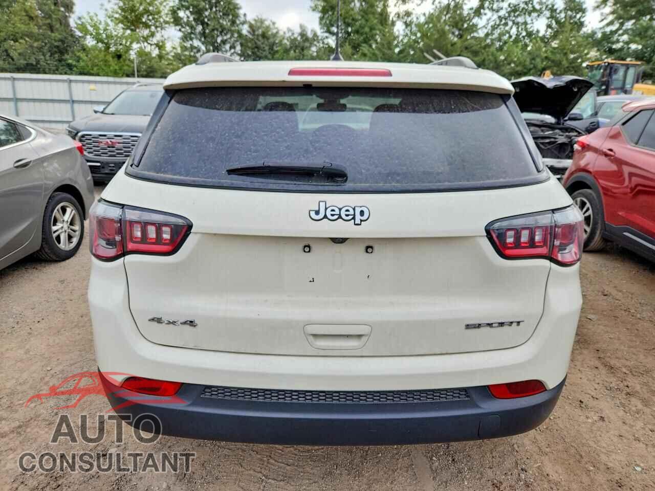 JEEP COMPASS 2018 - 3C4NJDAB2JT399993