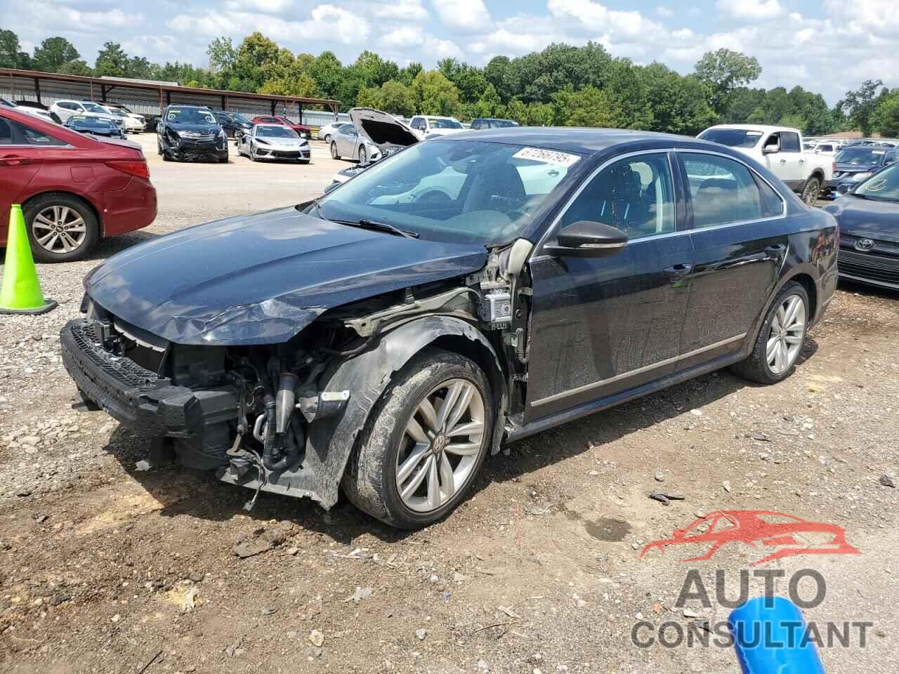 VOLKSWAGEN PASSAT 2017 - 1VWCT7A31HC021758