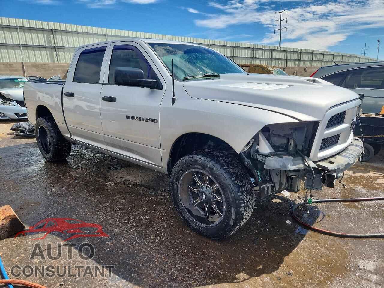 DODGE RAM 1500 2012 - 1C6RD7KT7CS144639