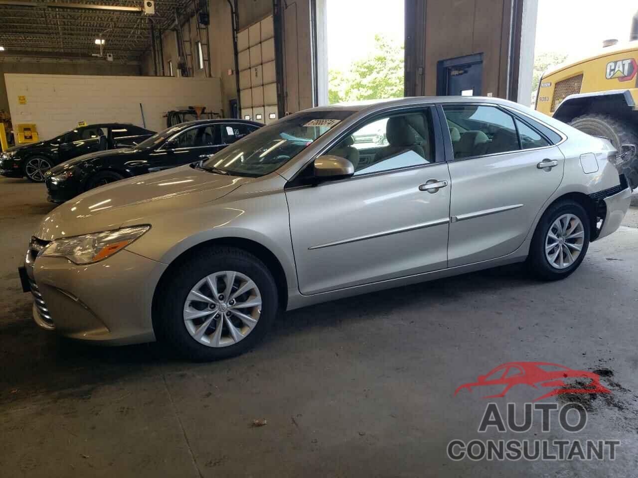 TOYOTA CAMRY 2016 - 4T4BF1FK1GR564881