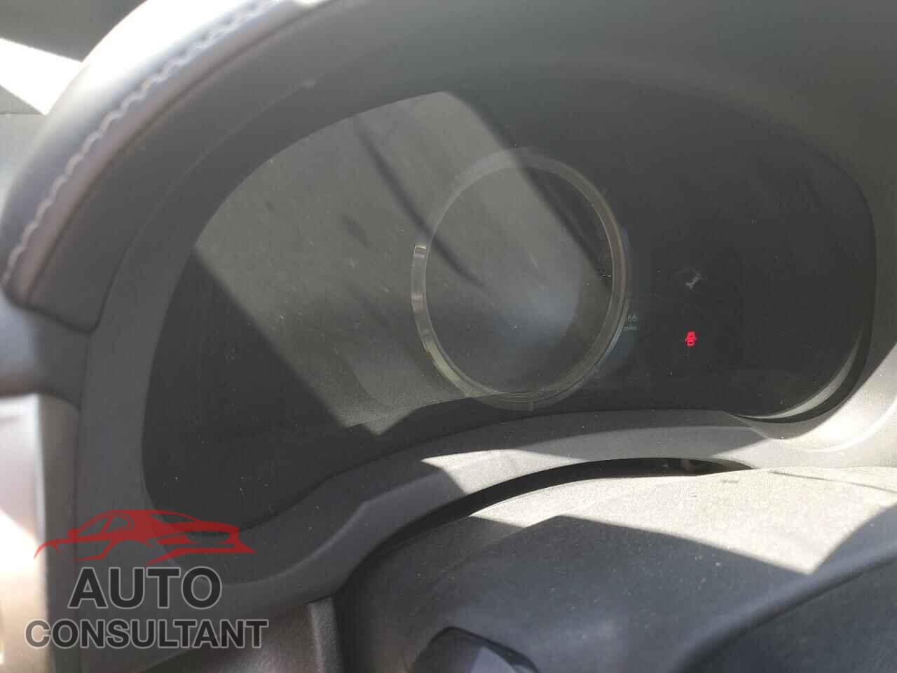 LEXUS IS 2014 - JTHBF1D21E5028732