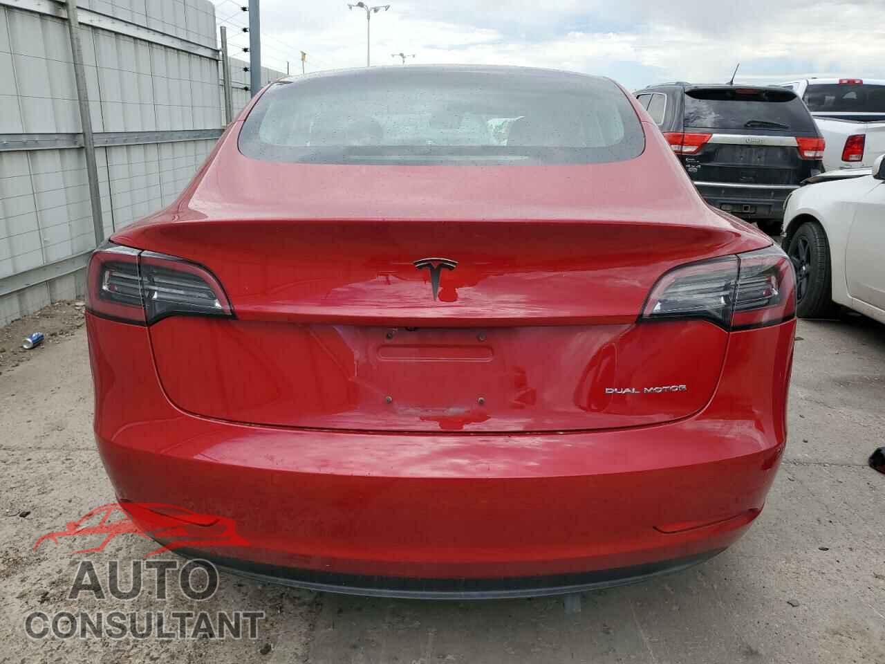 TESLA MODEL 3 2018 - 5YJ3E1EB2JF087725