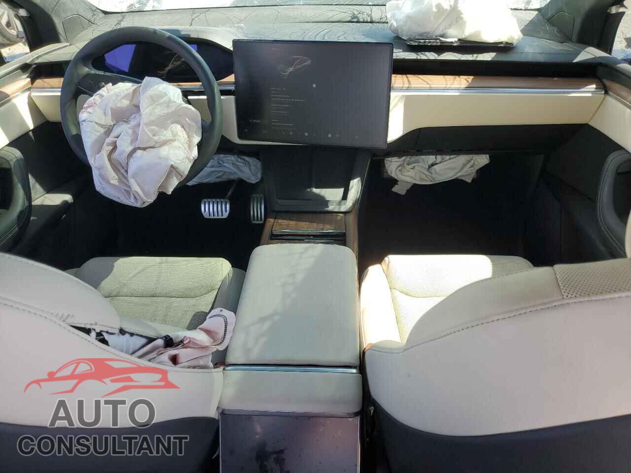 TESLA MODEL X 2025 - 7SAXCBE53SF464994