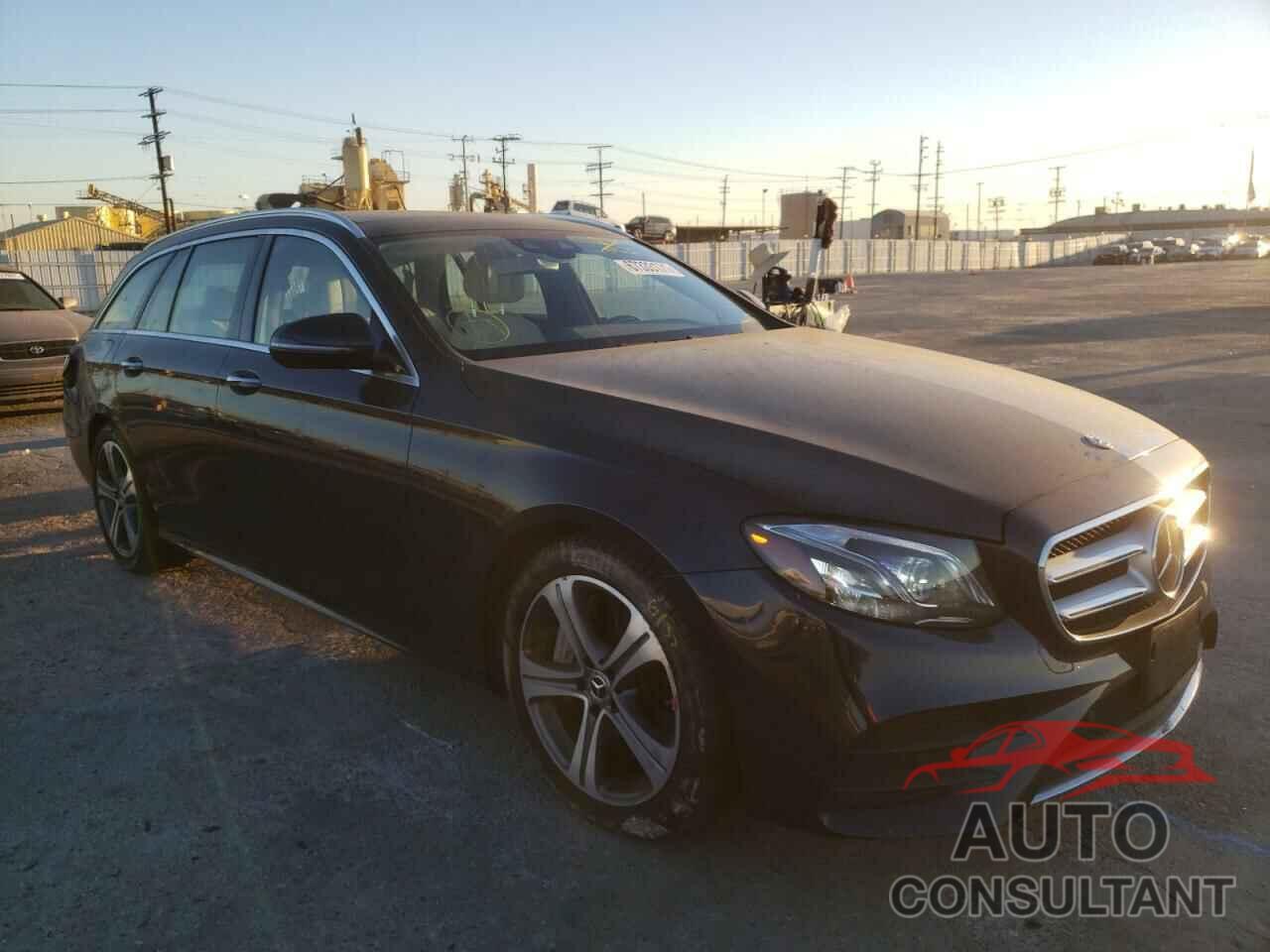 MERCEDES-BENZ E-CLASS 2019 - WDDZH6JB8KA684155
