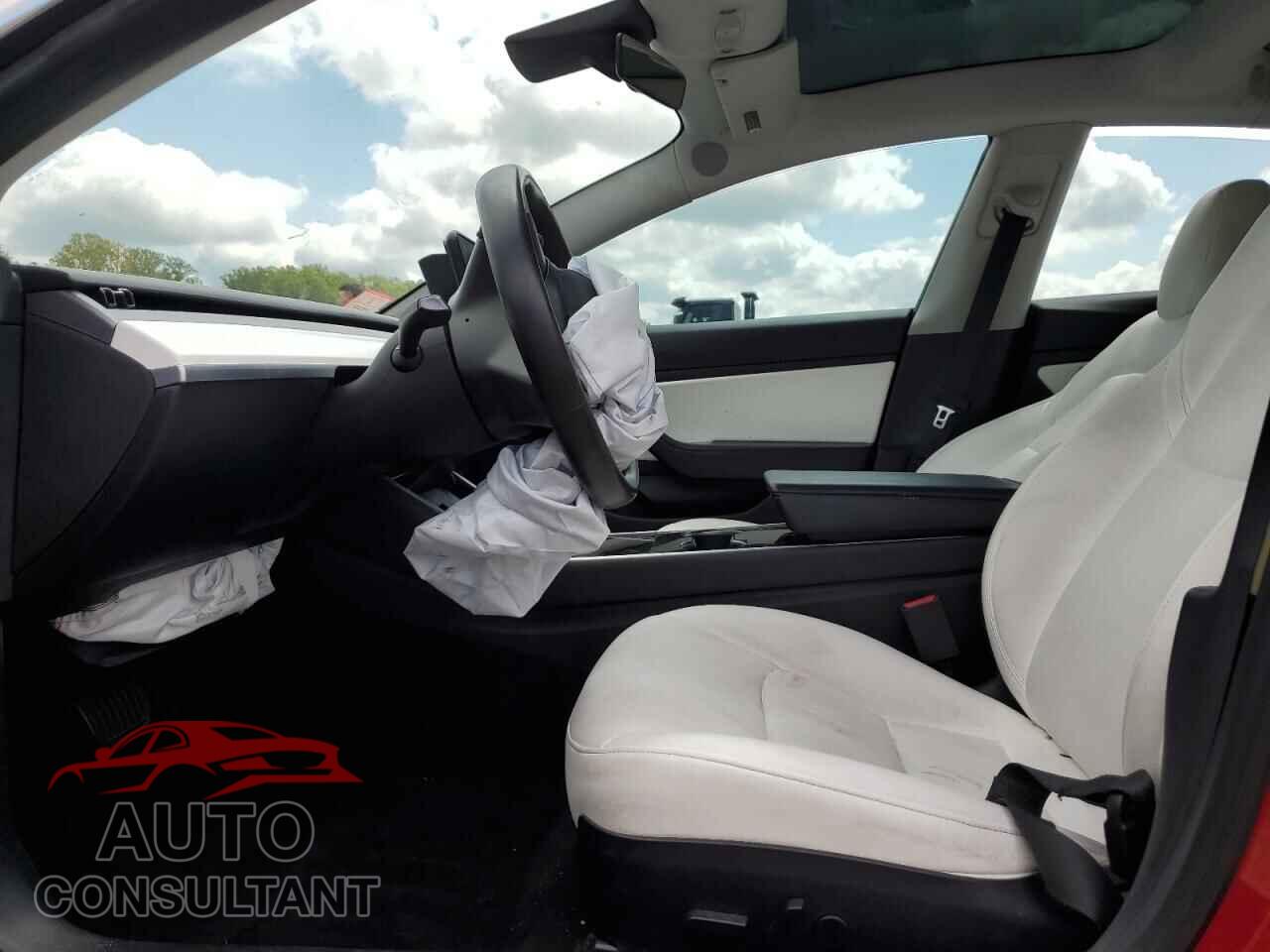TESLA MODEL 3 2018 - 5YJ3E1EA5JF155670