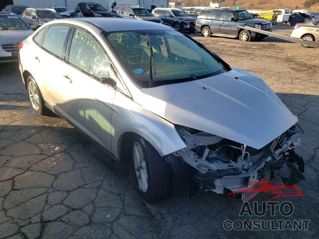 FORD FOCUS 2018 - 1FADP3F28JL257114
