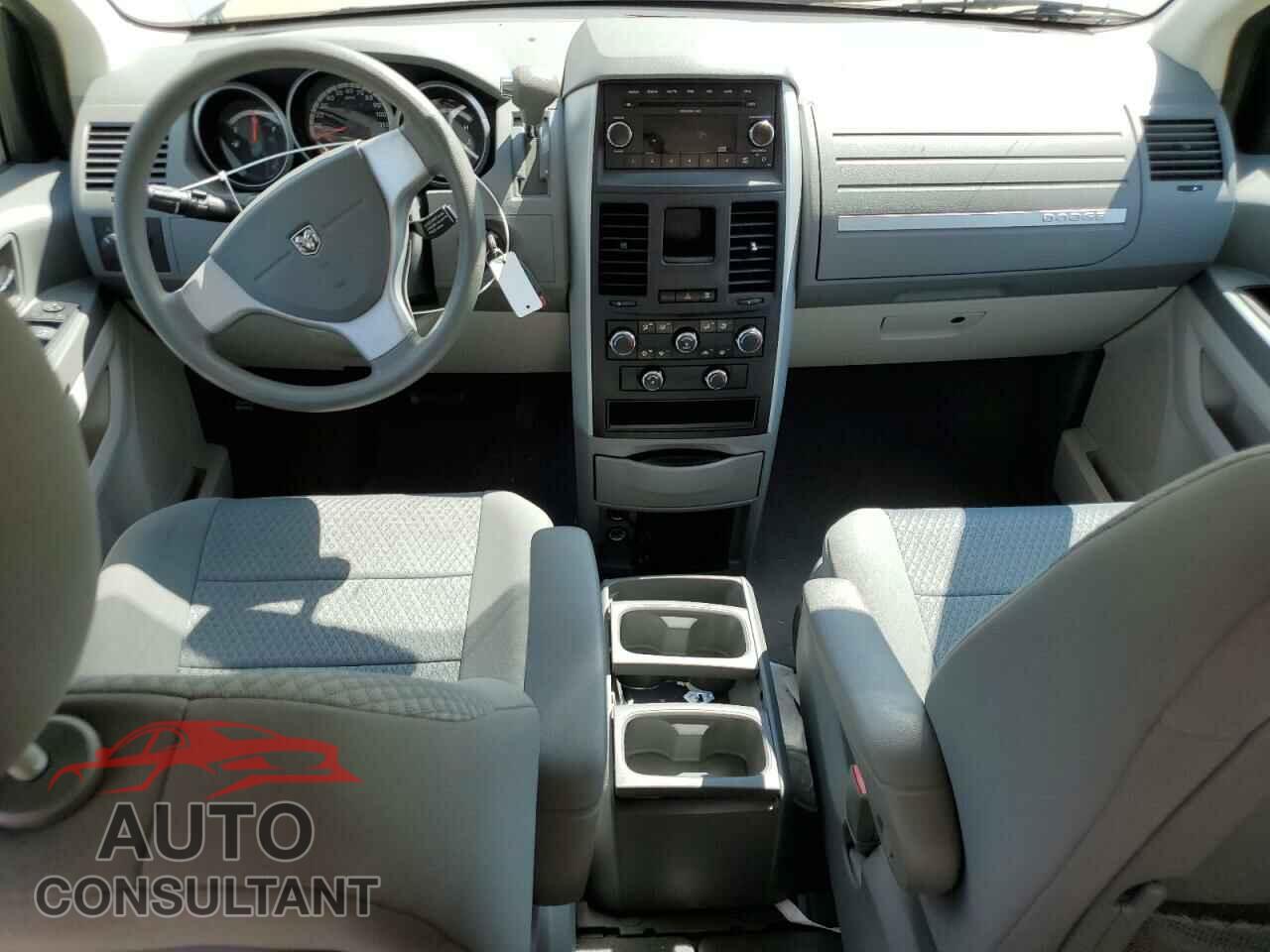 DODGE CARAVAN 2010 - 2D4RN4DE1AR100141