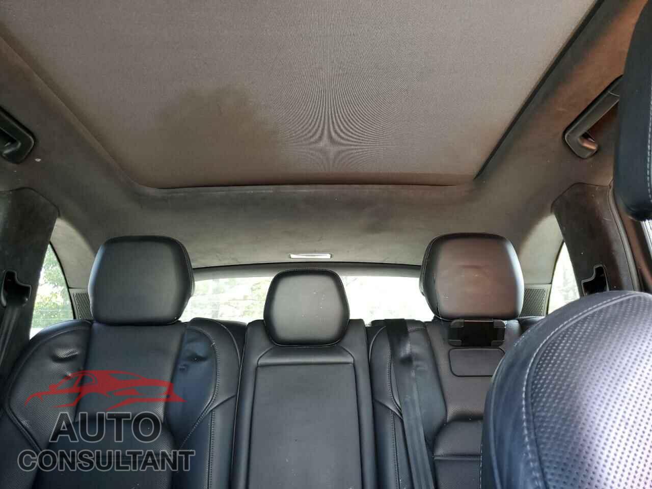 PORSCHE CAYENNE 2016 - WP1AC2A25GLA89207