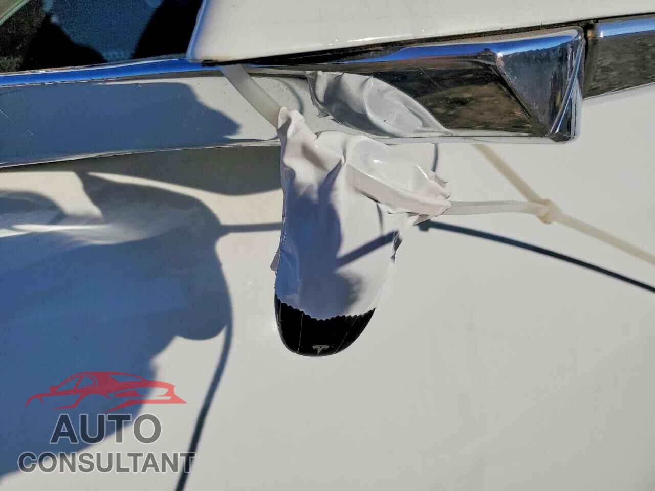 TESLA MODEL S 2013 - 5YJSA1CN7DFP26366