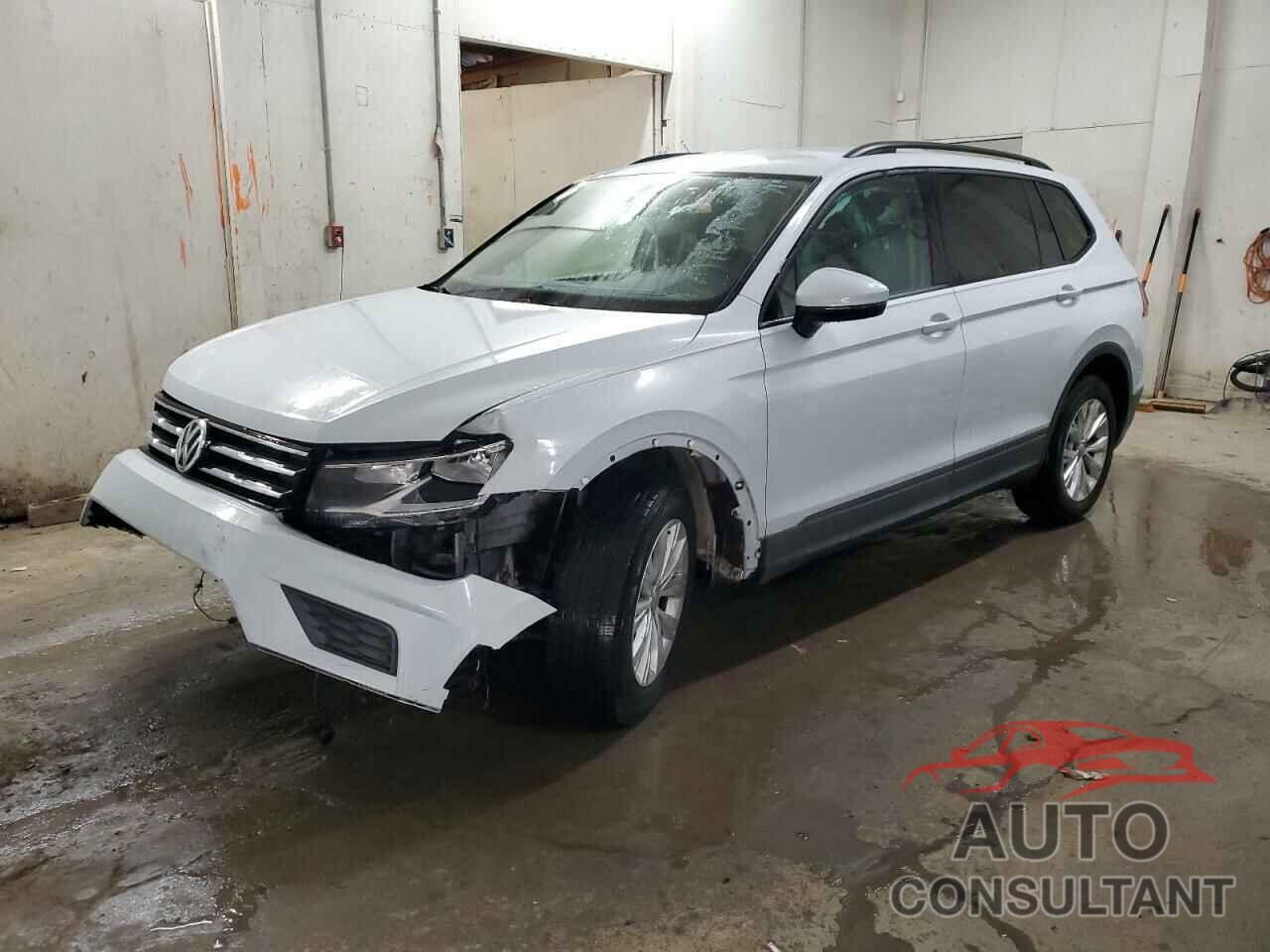 VOLKSWAGEN TIGUAN 2018 - 3VV1B7AX2JM033858