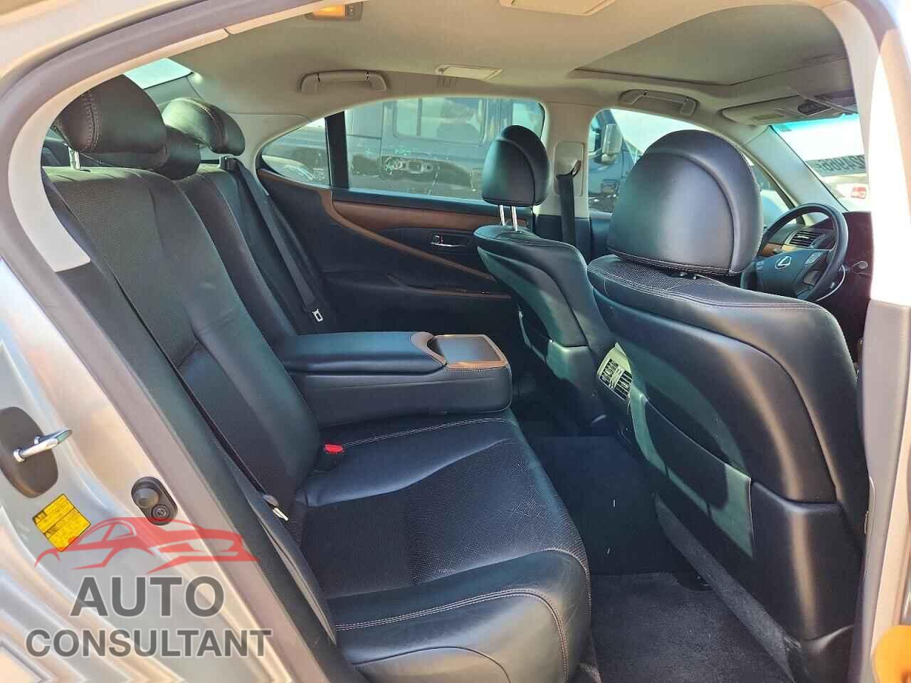 LEXUS LS460 2012 - JTHBL5EF6C5111930