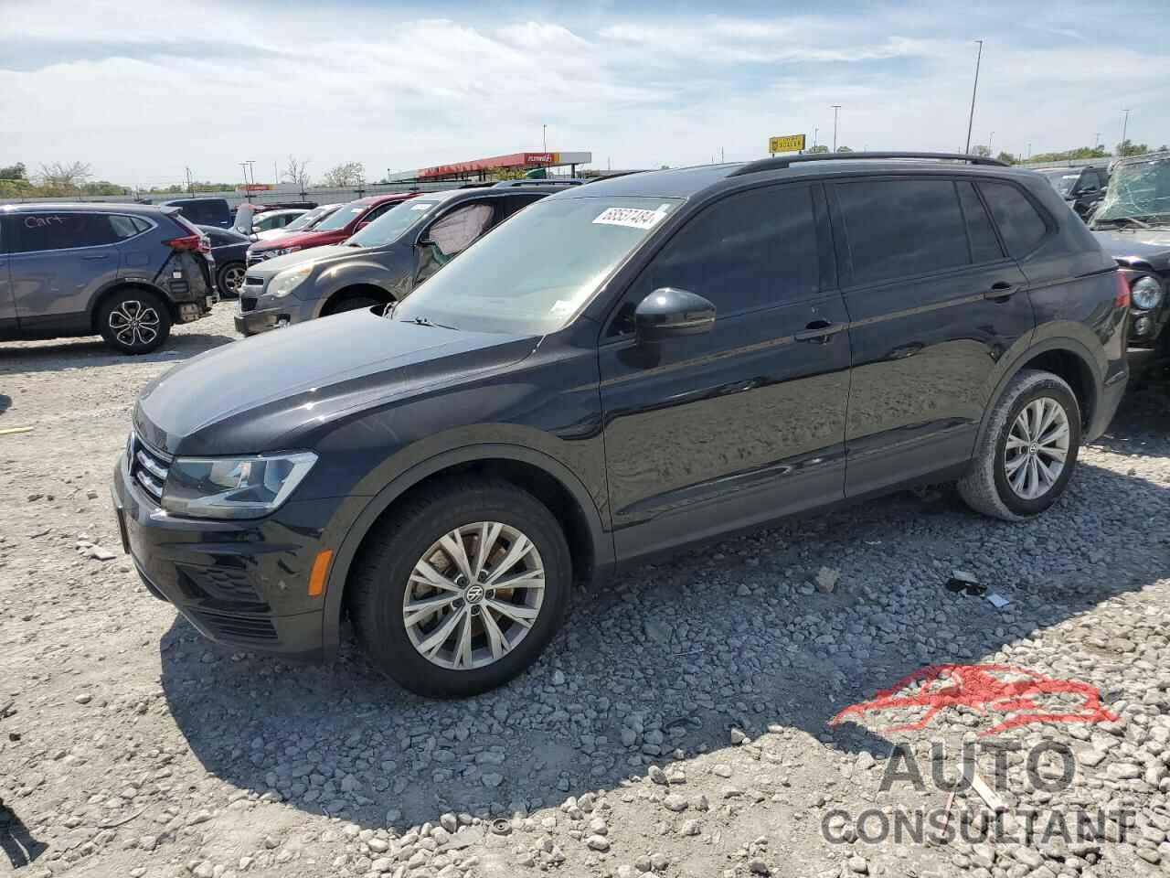 VOLKSWAGEN TIGUAN 2018 - 3VV1B7AX8JM087732