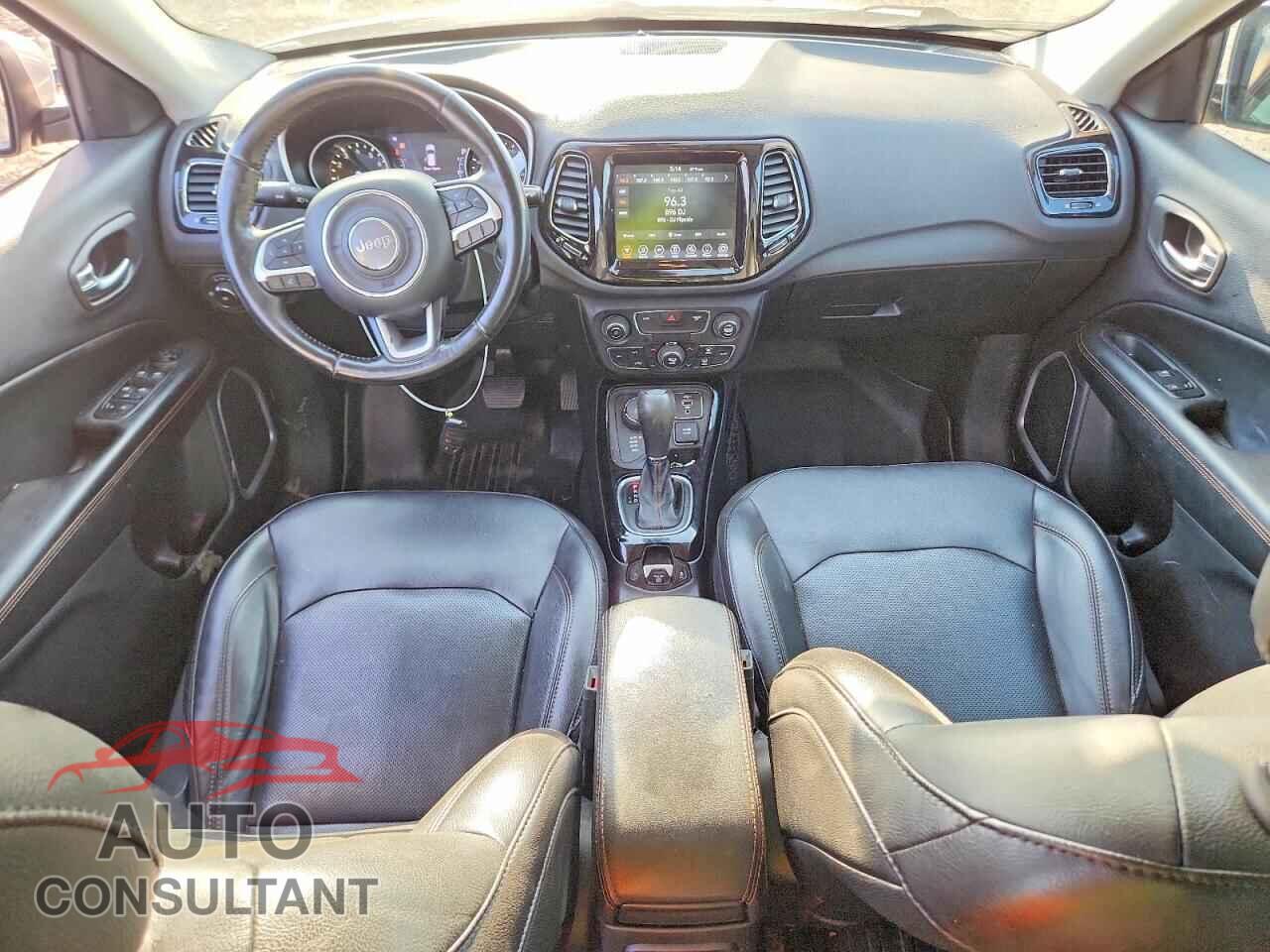 JEEP COMPASS 2020 - 3C4NJDCB3LT149565