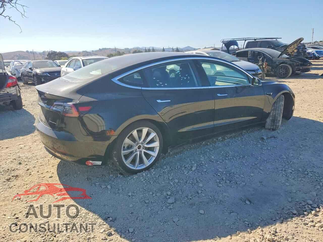 TESLA MODEL 3 2018 - 5YJ3E1EB7JF086750