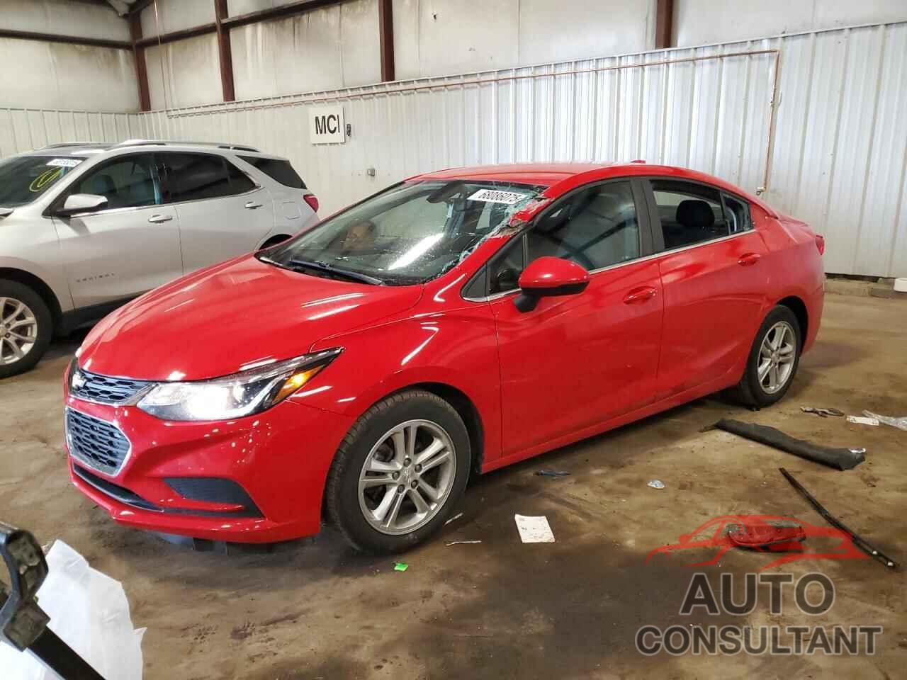 CHEVROLET CRUZE 2018 - 1G1BE5SM2J7243107