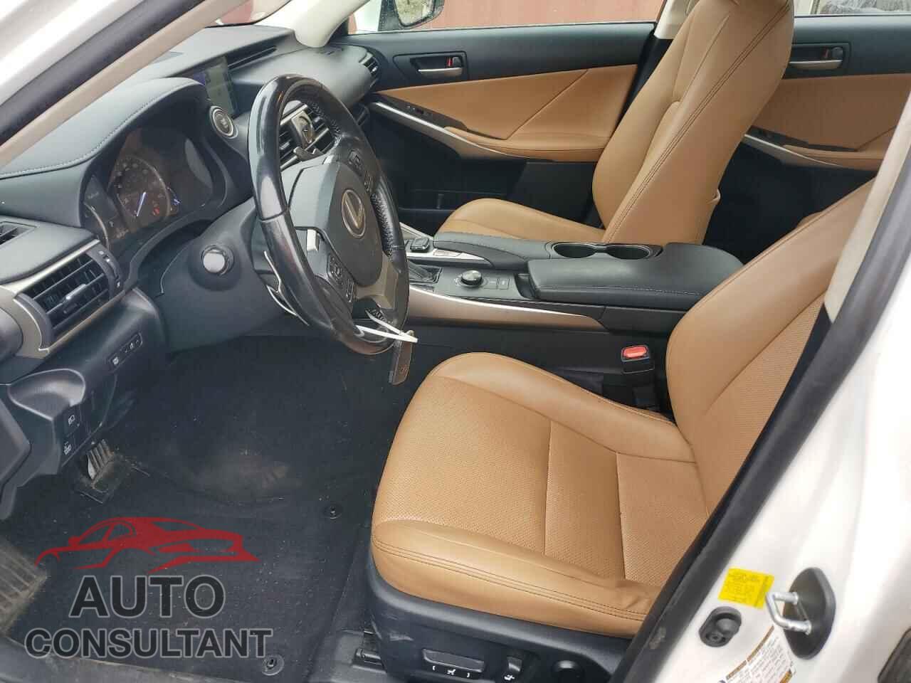 LEXUS IS 2017 - JTHCM1D25H5015108