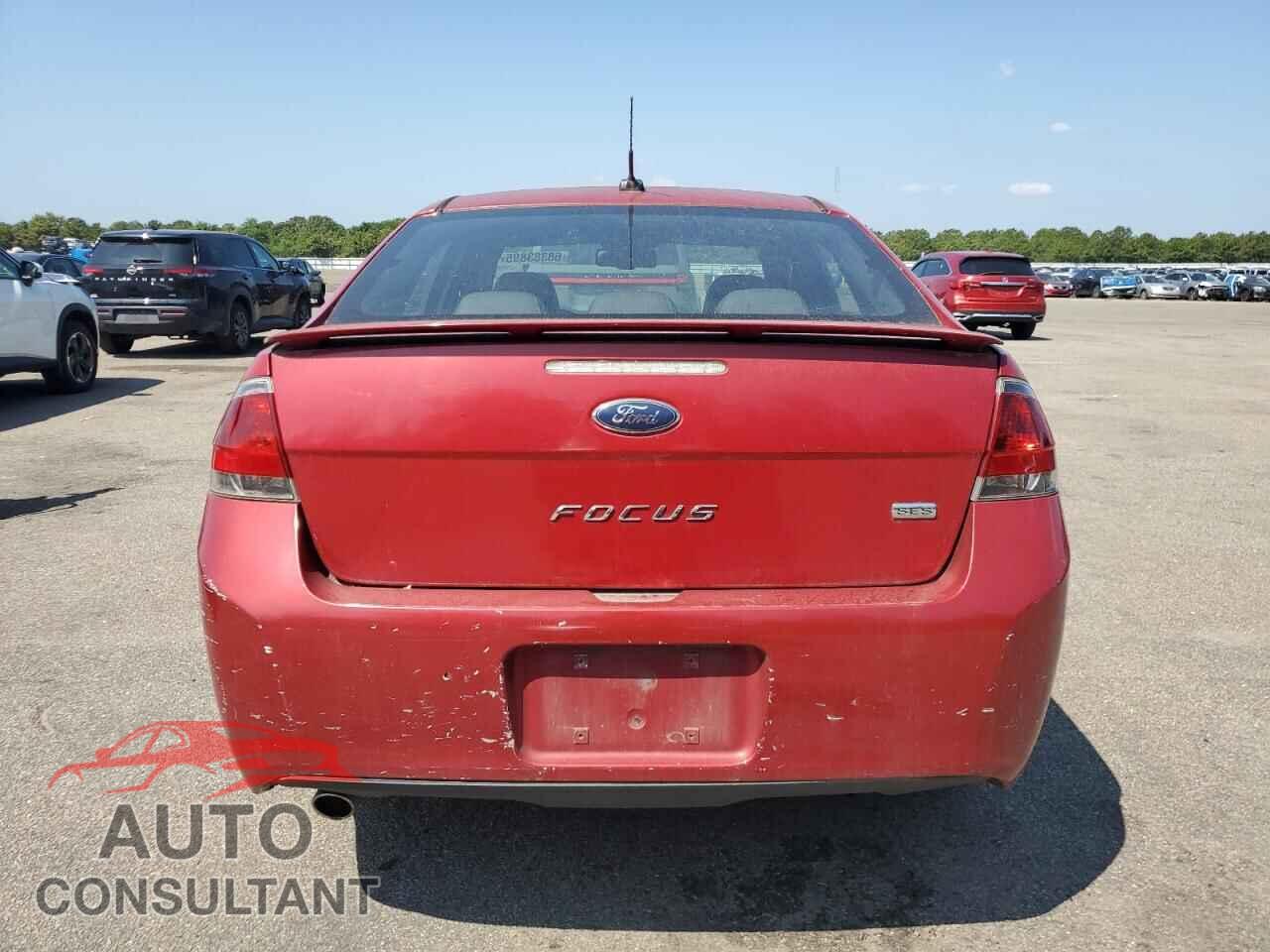 FORD FOCUS 2011 - 1FAHP3GN7BW107375