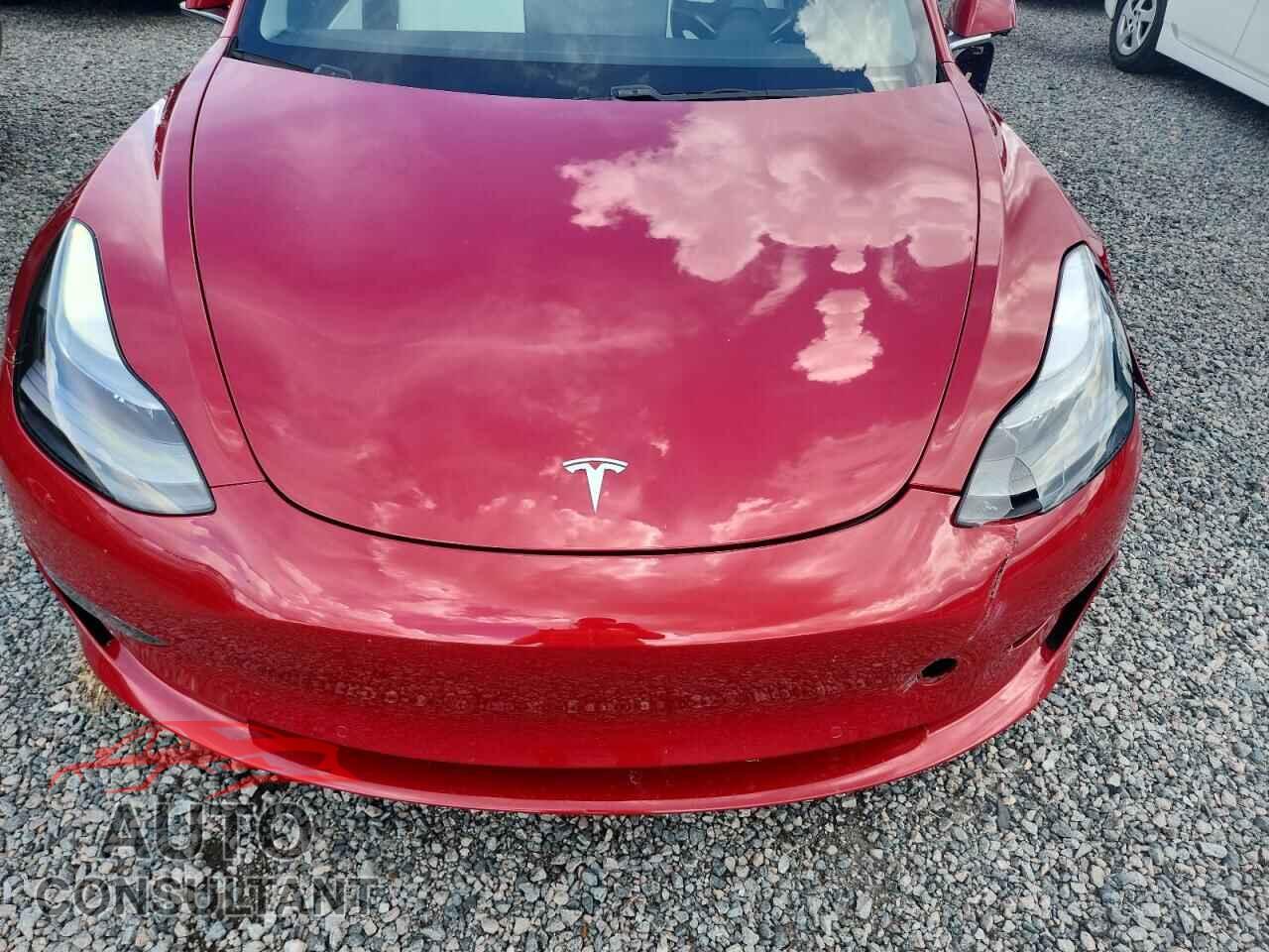 TESLA MODEL 3 2018 - 5YJ3E1EA8JF156036