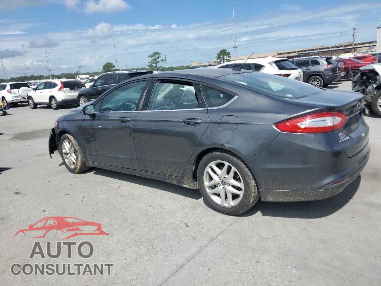 FORD FUSION 2015 - 1FA6P0H74F5100997