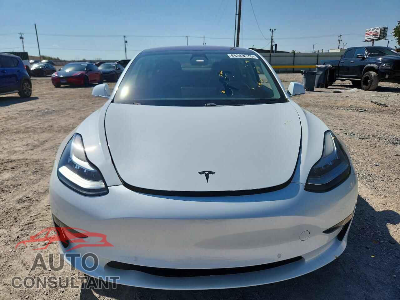 TESLA MODEL 3 2018 - 5YJ3E1EA7JF019637