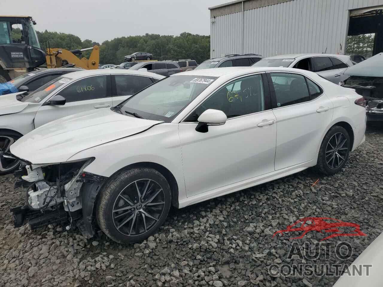 TOYOTA CAMRY 2022 - 4T1G11AK6NU677969