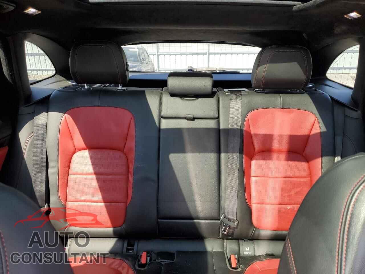 JAGUAR F-PACE 2017 - SADCL2BV9HA061673