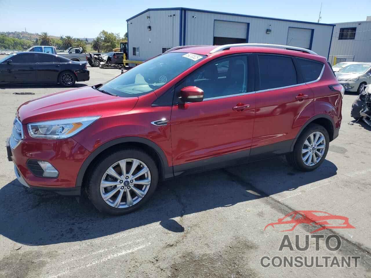 FORD ESCAPE 2017 - 1FMCU9J90HUC67786