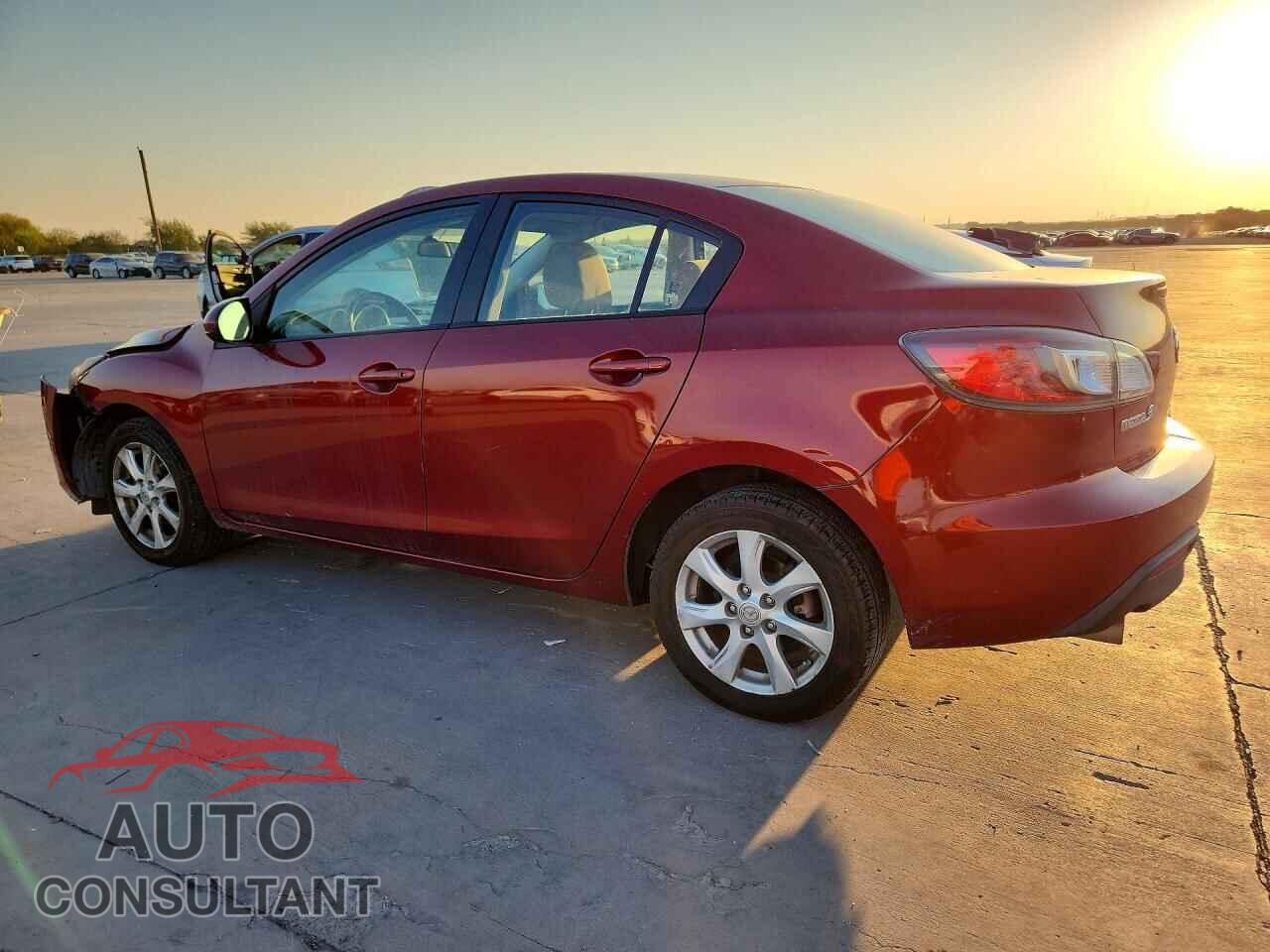 MAZDA 3 2011 - JM1BL1VG4B1378024