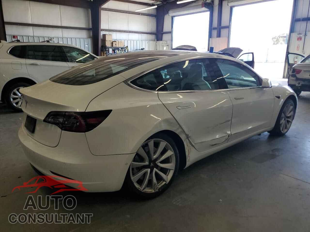 TESLA MODEL 3 2019 - 5YJ3E1EA7KF327778