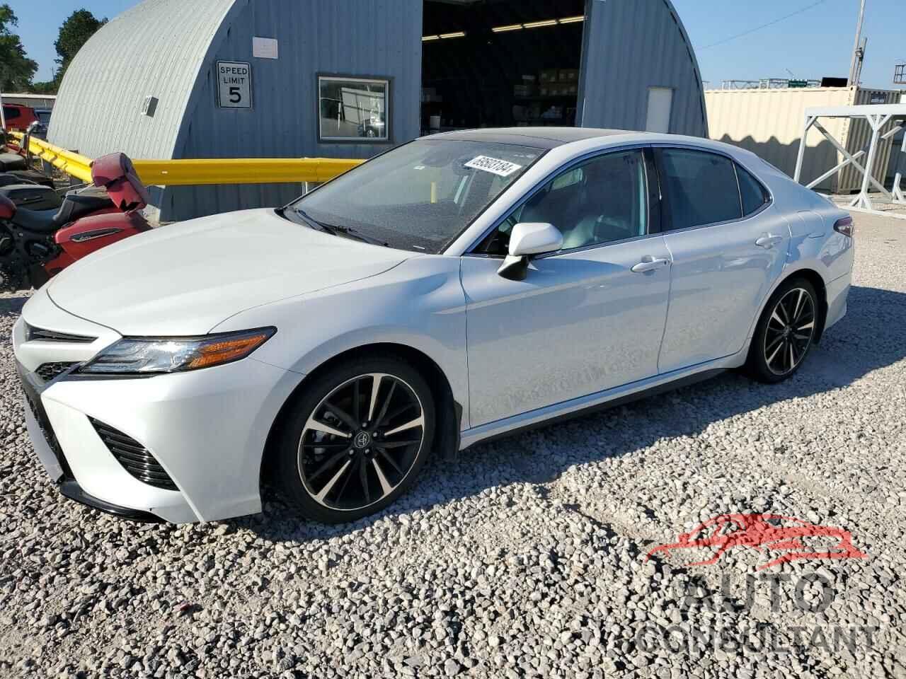 TOYOTA CAMRY 2019 - 4T1B61HK7KU763109