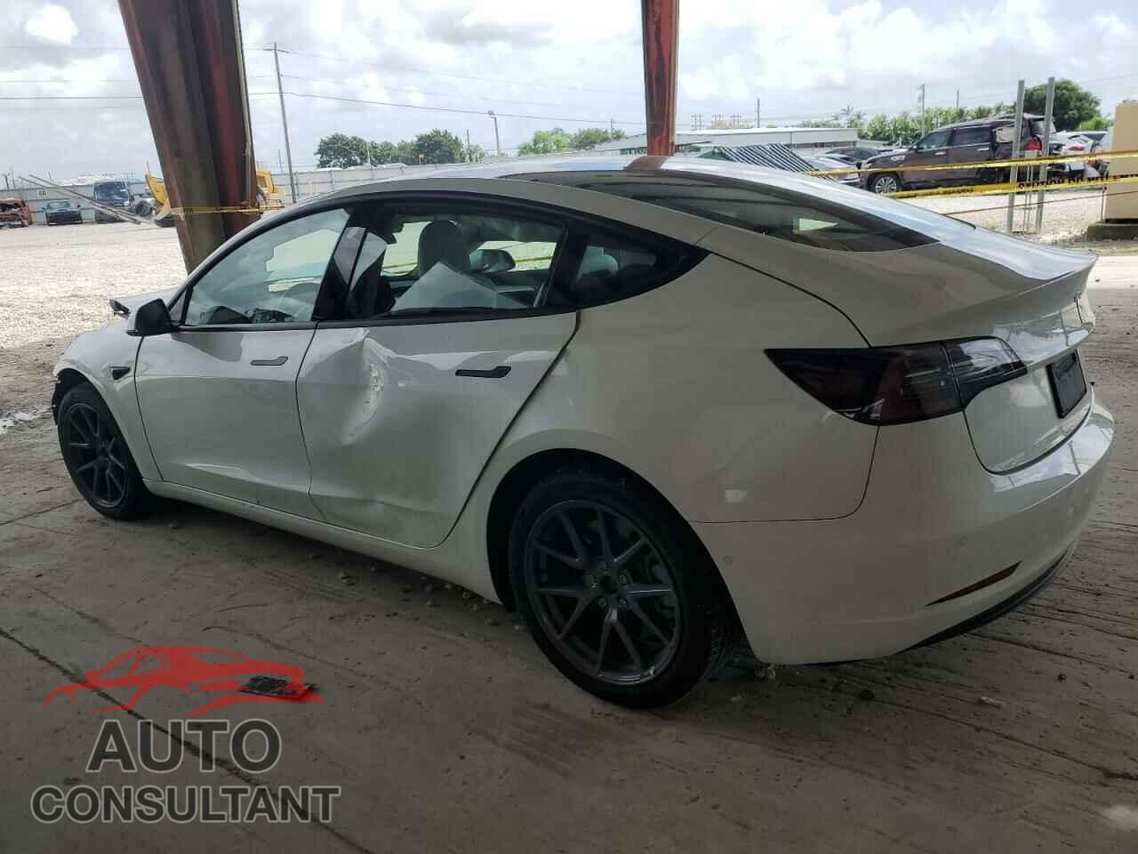 TESLA MODEL 3 2022 - 5YJ3E1EAXNF321803