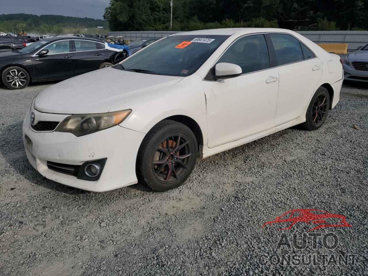 TOYOTA CAMRY 2014 - 4T1BF1FK2EU758004