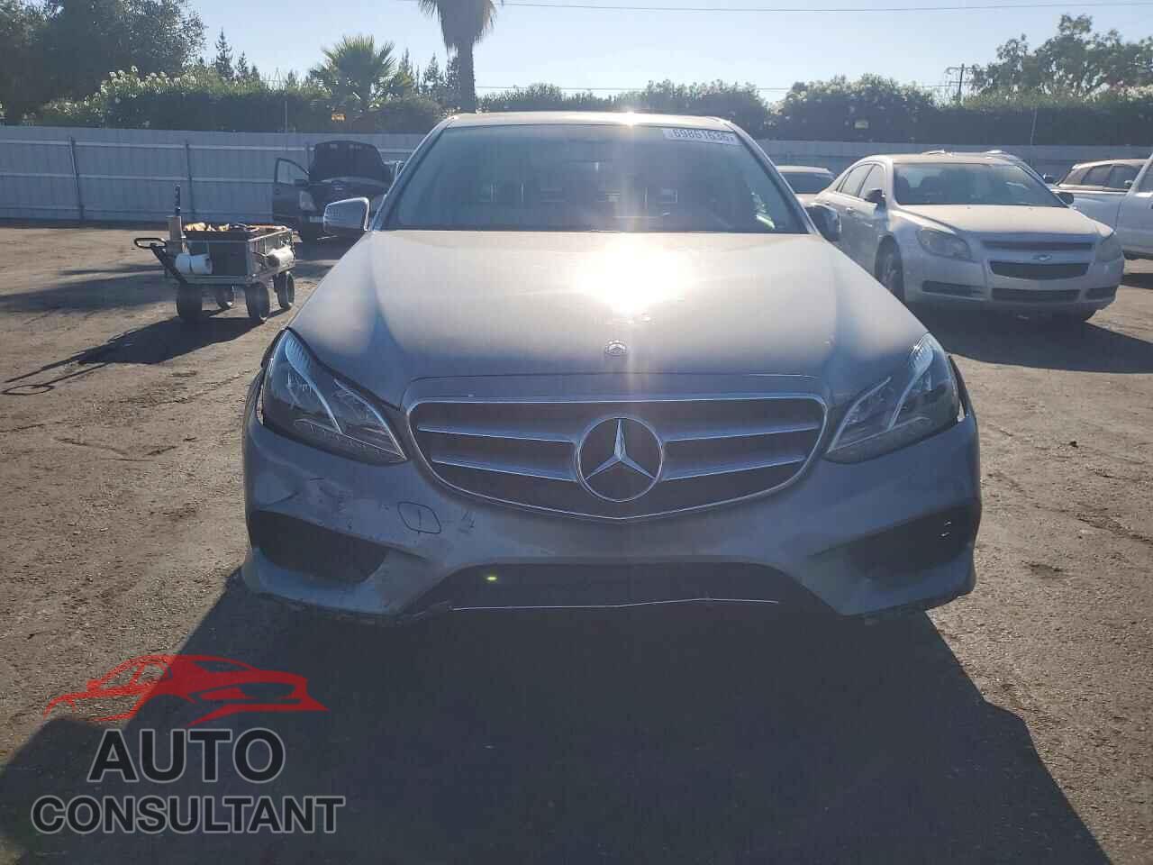 MERCEDES-BENZ E-CLASS 2014 - WDDHF5KB2EA889386