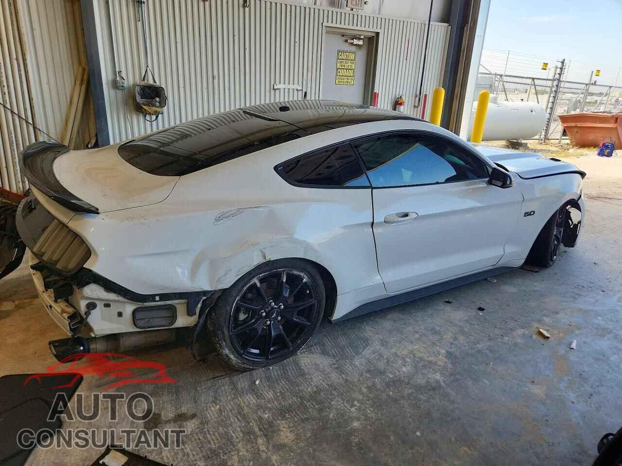 FORD MUSTANG 2017 - 1FA6P8CF5H5249838