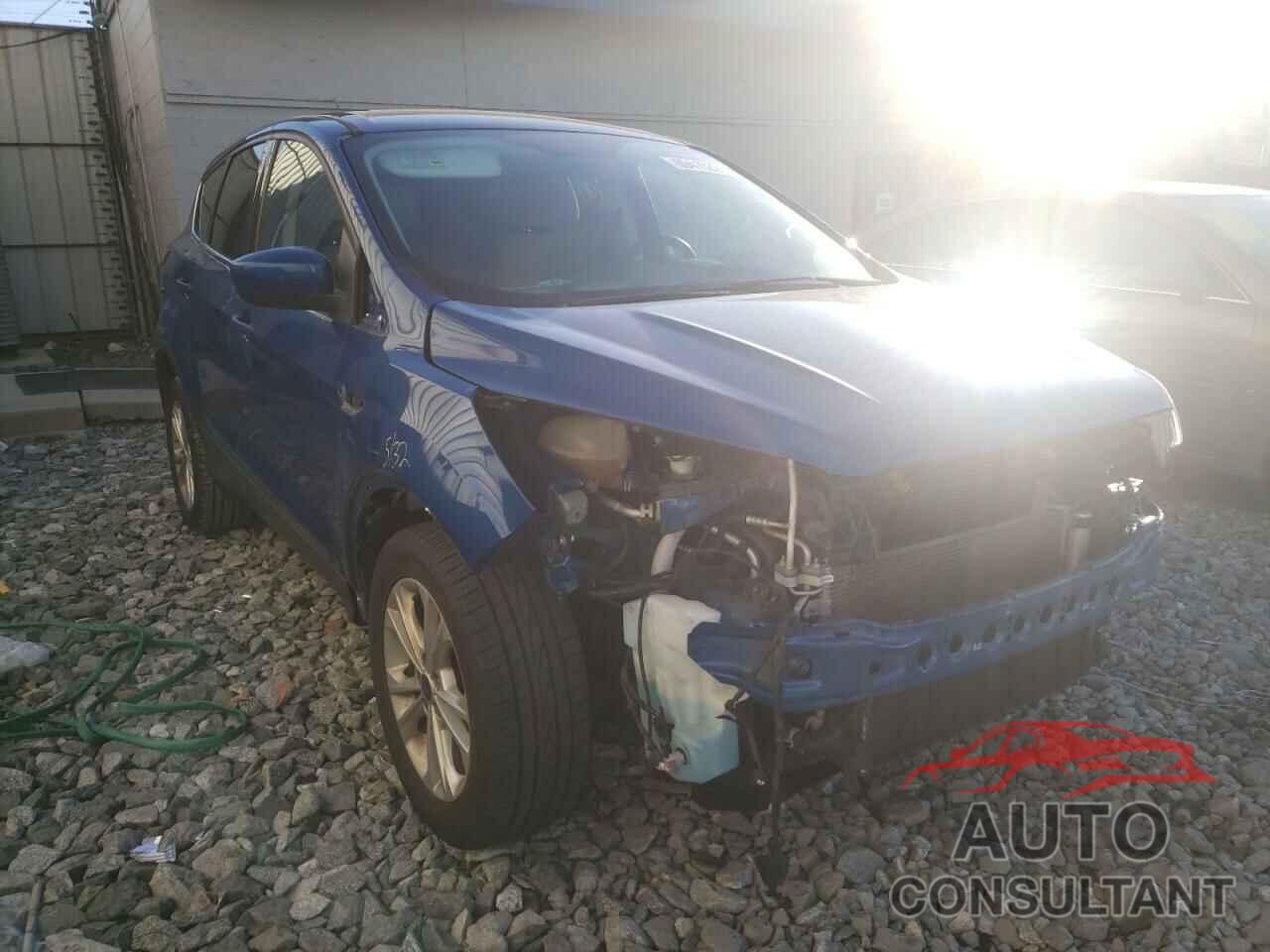 FORD ESCAPE 2017 - 1FMCU0GDXHUA36045