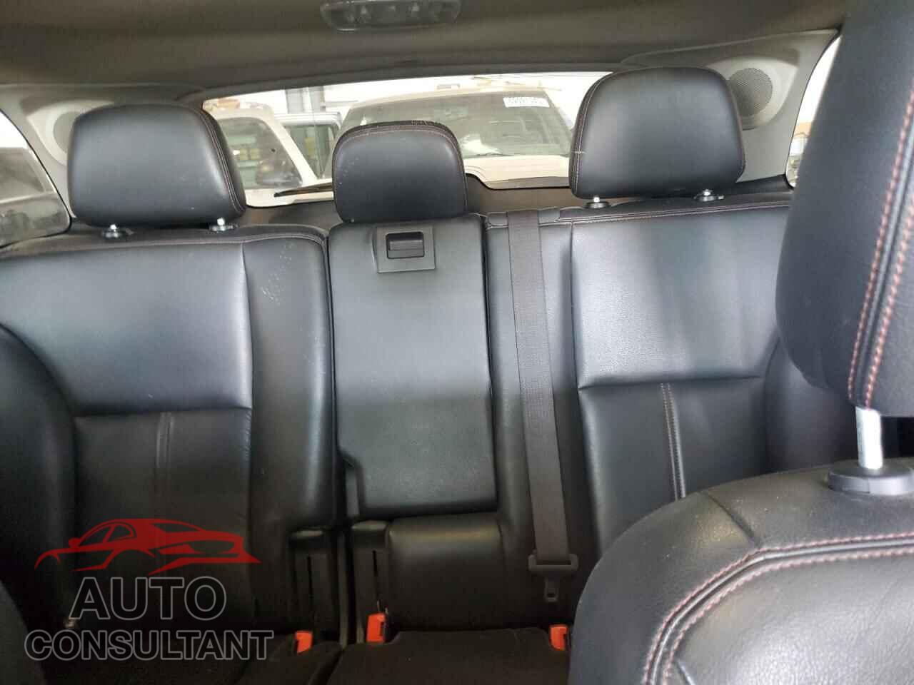 FORD EDGE 2011 - 2FMDK4KC2BBB60646