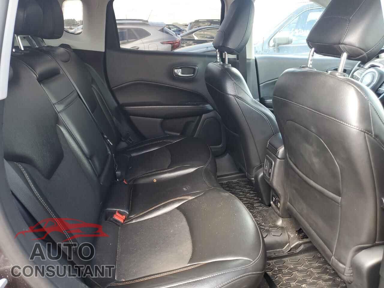 JEEP COMPASS 2019 - 3C4NJCBB3KT677181