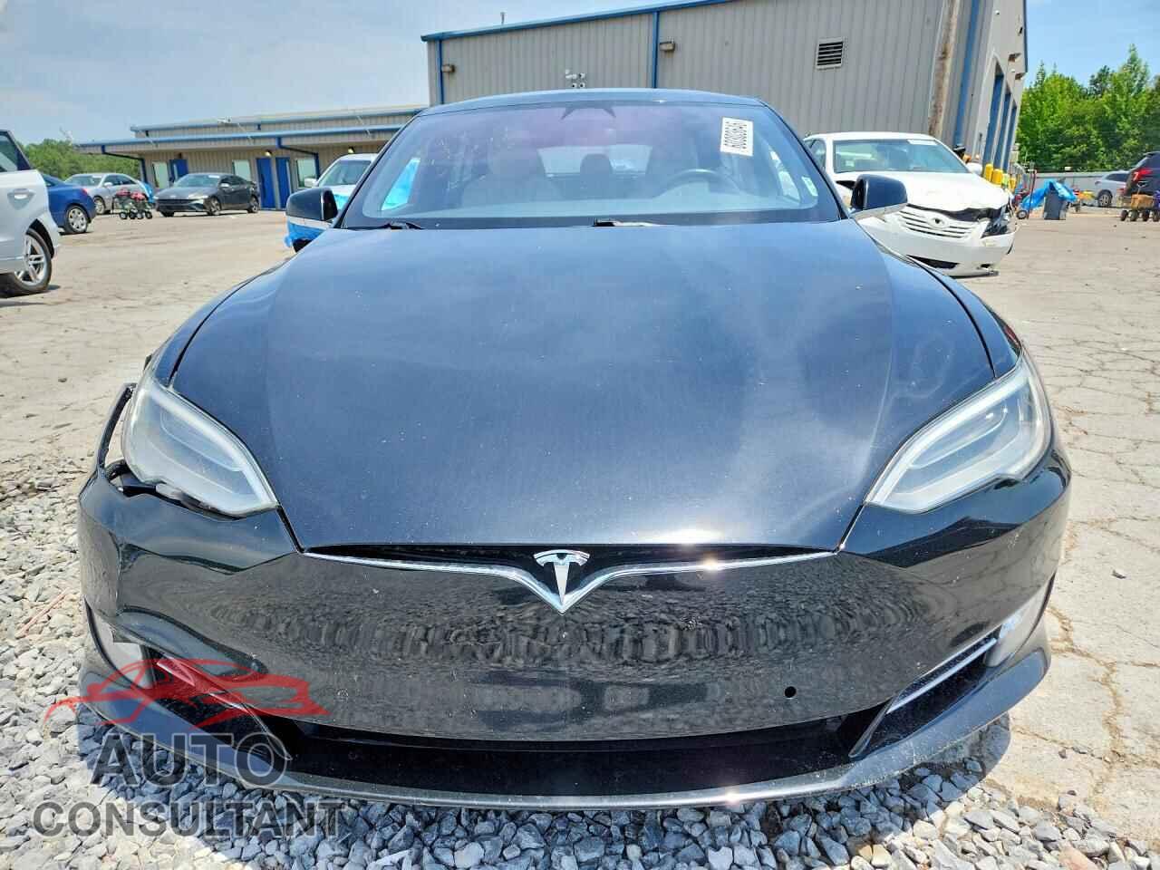 TESLA MODEL S 2017 - 5YJSA1E13HF185476