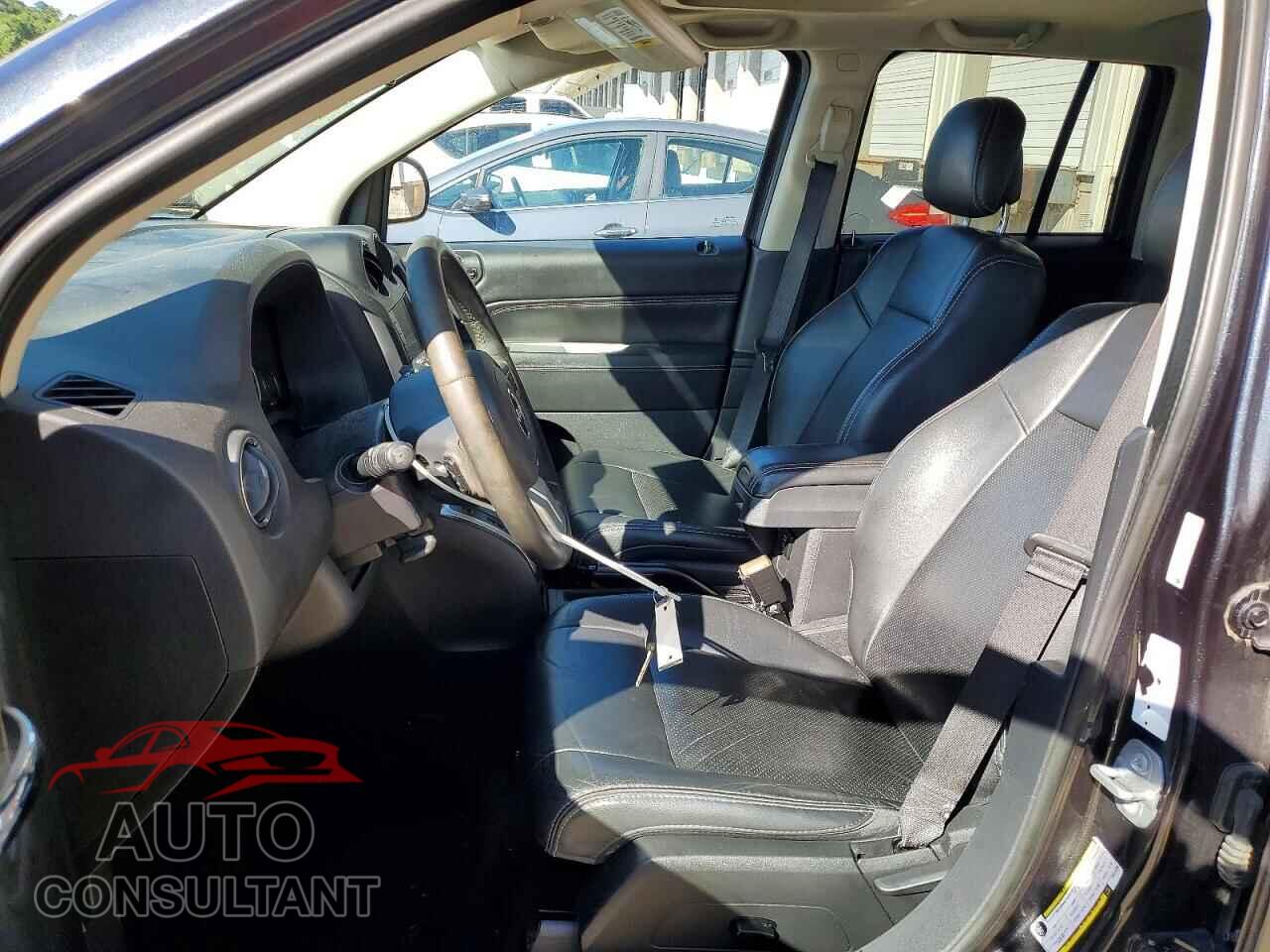 JEEP COMPASS 2015 - 1C4NJCEA2FD111205