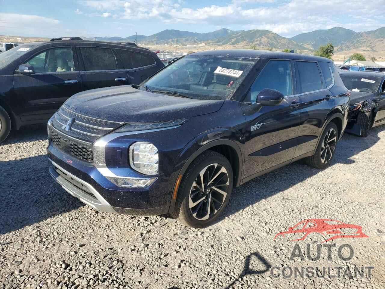 MITSUBISHI OUTLANDER 2023 - JA4T5UA96PZ052848