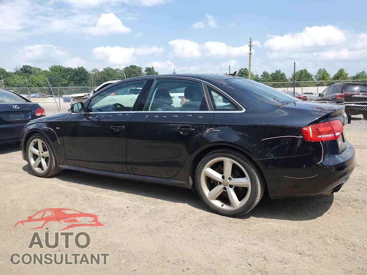 AUDI A4 2012 - WAUFFAFLXCA115121