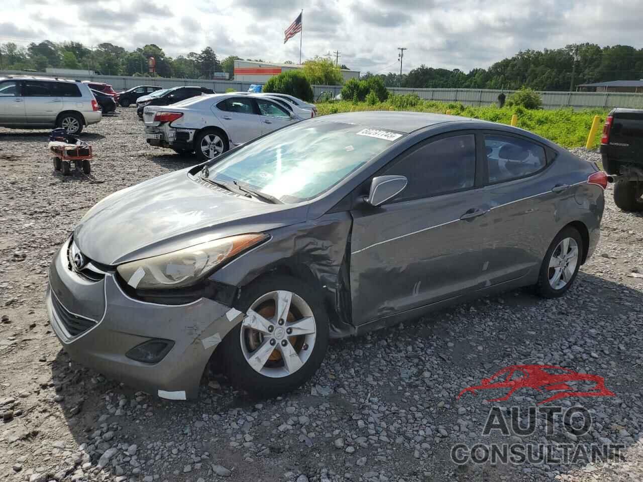 HYUNDAI ELANTRA 2013 - 5NPDH4AE5DH393689