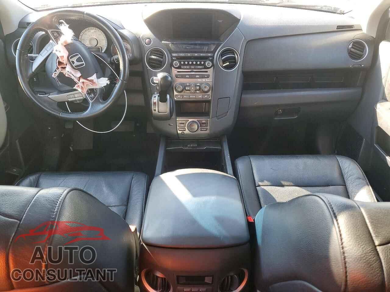 HONDA PILOT 2012 - 5FNYF4H97CB010302