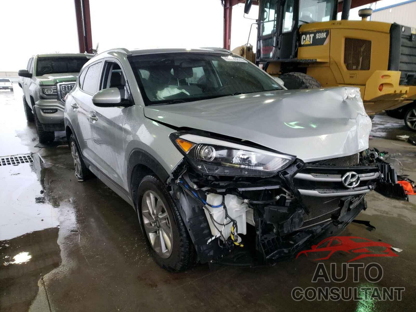 HYUNDAI TUCSON 2018 - KM8J3CA49JU648277