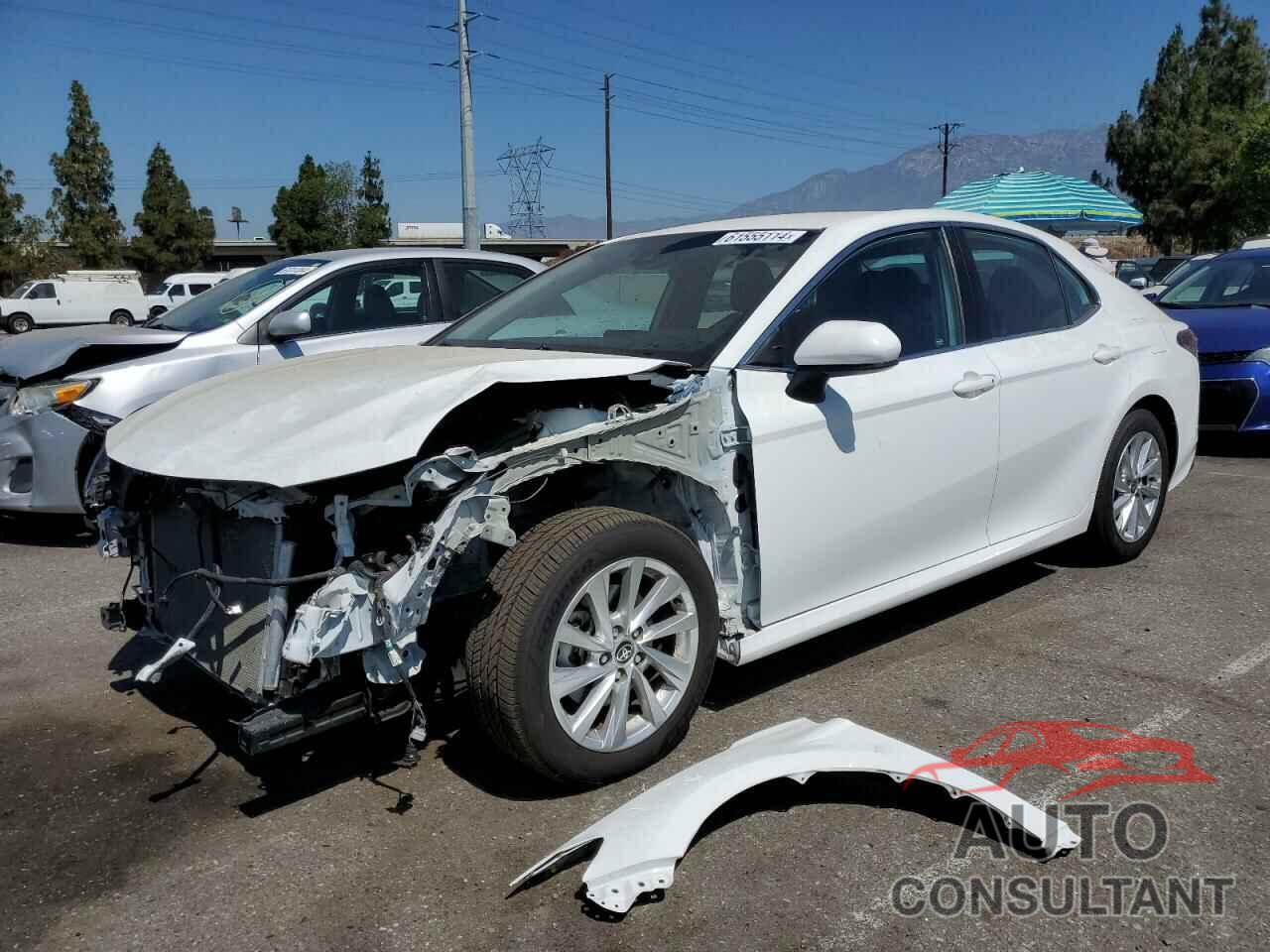 TOYOTA CAMRY 2021 - 4T1C11AK0MU436244